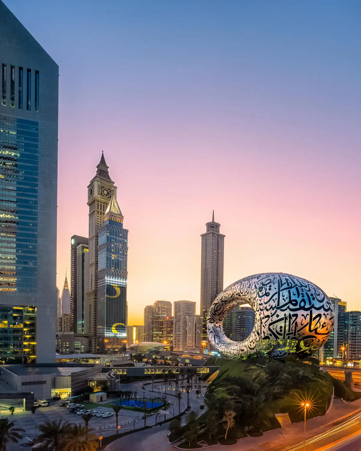 Dubai, a Futuristic City of World Records 1 1 compress 28