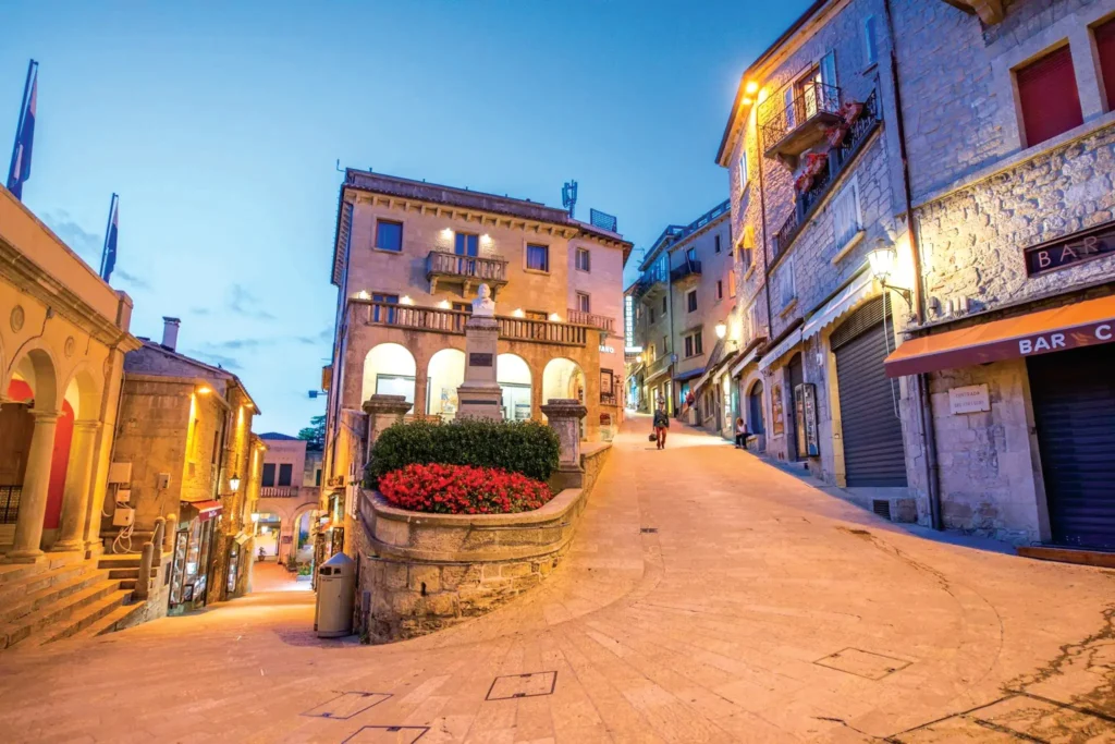Unlocking San Marino’s 5 Allures 5 มนต์เสน่ห์ของ “ซานมารีโน” ดินแดนประวัติศาสตร์และความงามแห่งเทือกเขาแอเพนไนน์ 12 11 compress 3