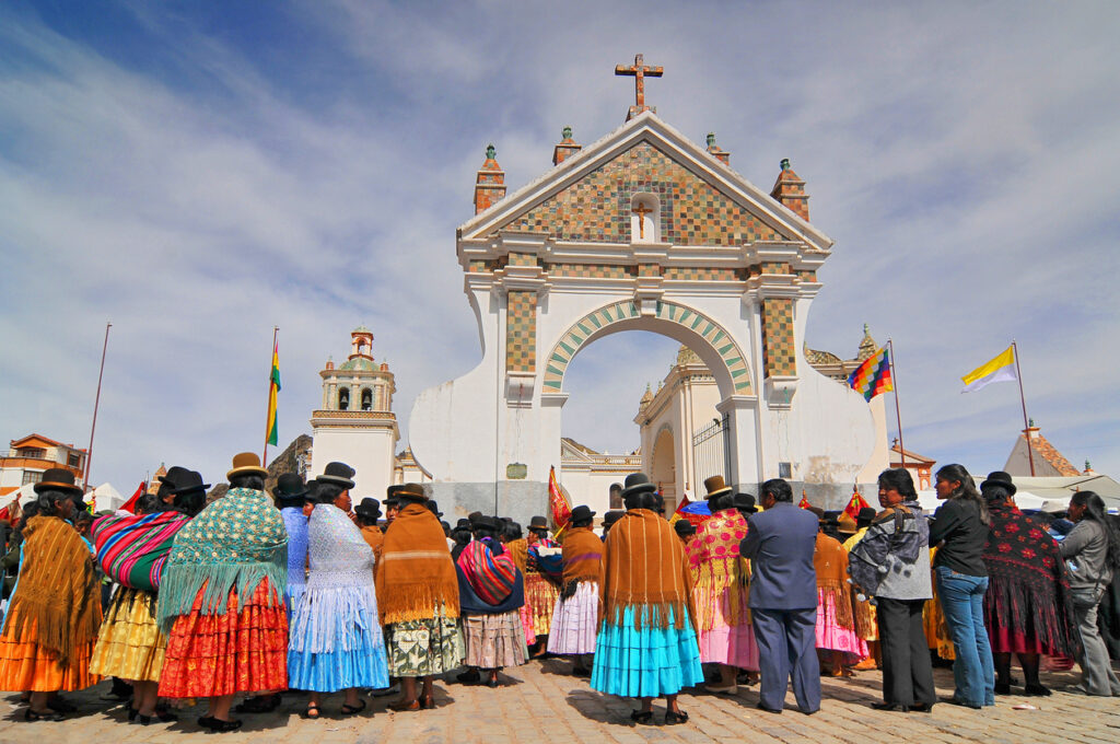 Lively Bolivia 12 12