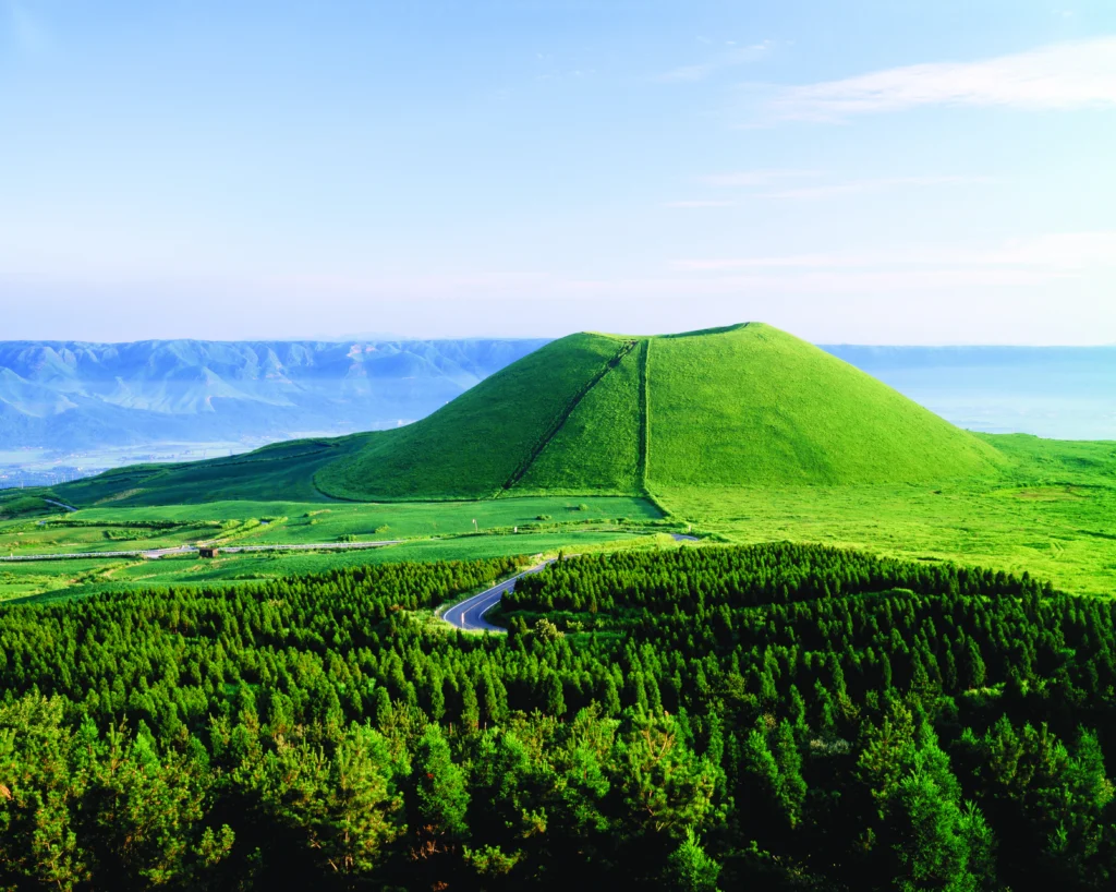 THE MEMORABLE TRAIN RIDES OF A LIFETIME 13 1667979107256