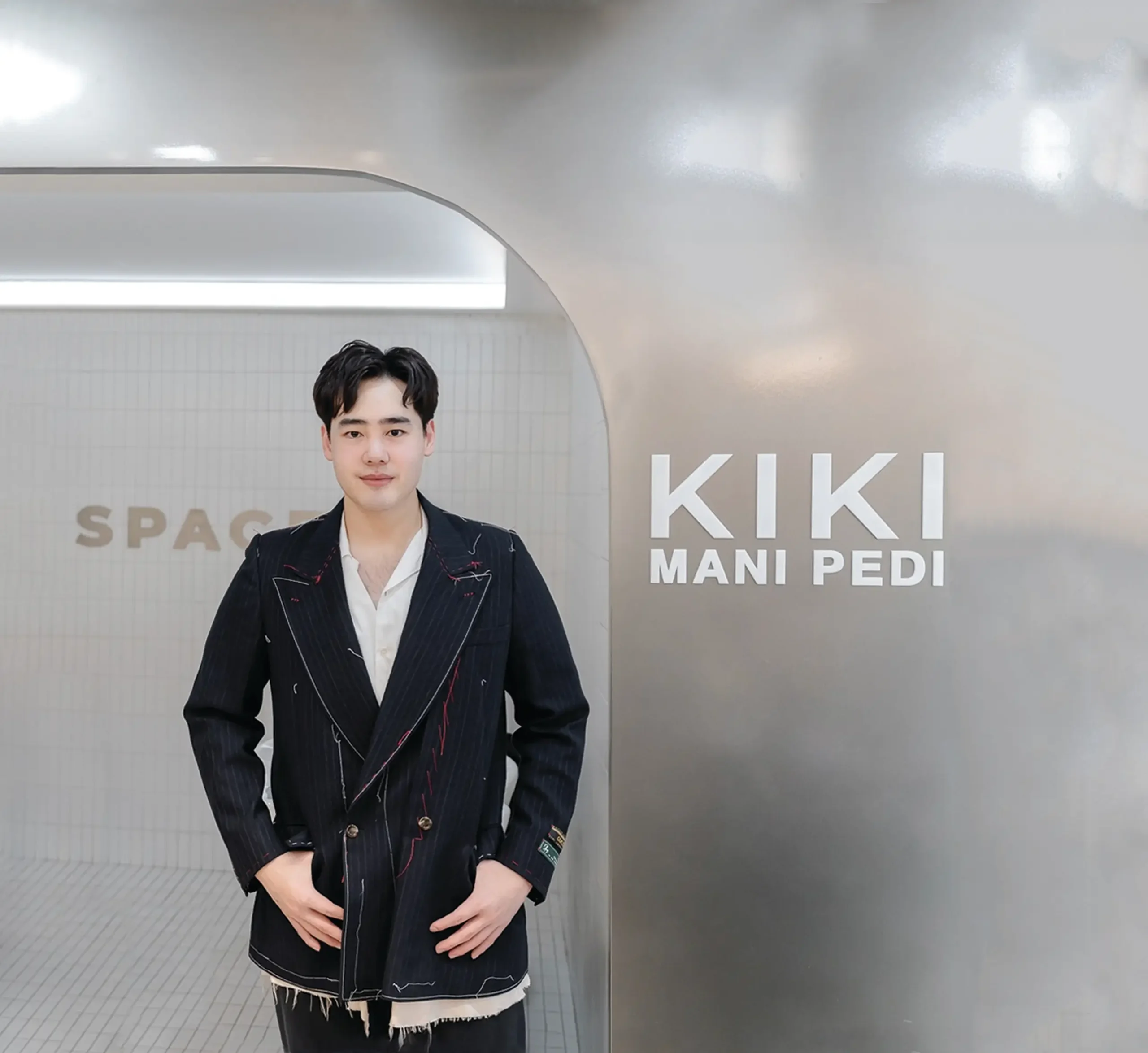 ก้องภพ เอื้อศิริทรัพย์ เจ้าของ KIKI Beauty Space ธุรกิจความงามครบวงจร ที่มัดใจลูกค้าด้วยกลยุทธ์แตกต่าง 1 1697009783781 1 scaled