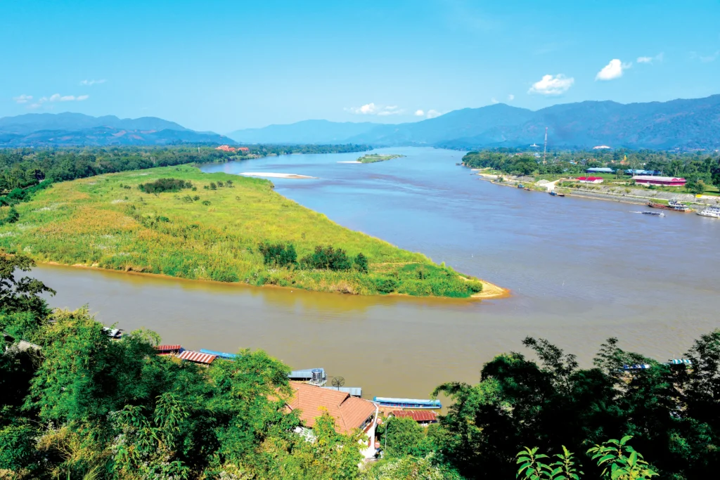 ล่องลำน้ำโขง...ความงดงามจากเหนือสู่อีสาน ‘เชียงราย เลย หนองคาย และอุบลราชธานี’ 2 2 compress 100