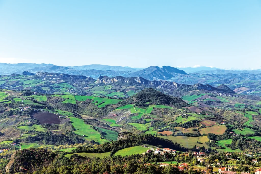 Unlocking San Marino’s 5 Allures 5 มนต์เสน่ห์ของ “ซานมารีโน” ดินแดนประวัติศาสตร์และความงามแห่งเทือกเขาแอเพนไนน์ 2 3 compress 38