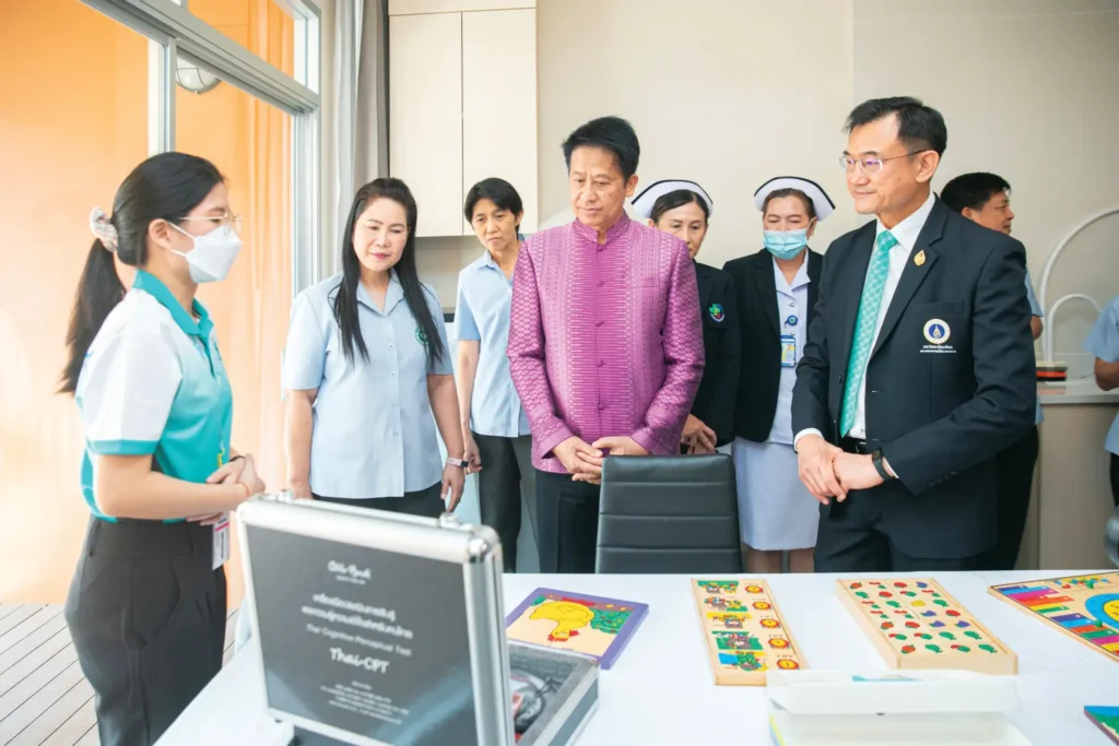 ศ.นพ.อภิชาติ อัศวมงคลกุล ภารกิจด้วยหัวใจ “ศิริราช” สถาบันการแพทย์ของแผ่นดิน ที่อยู่กับคนไทยกว่า 136 ปี 6 6 compress 42