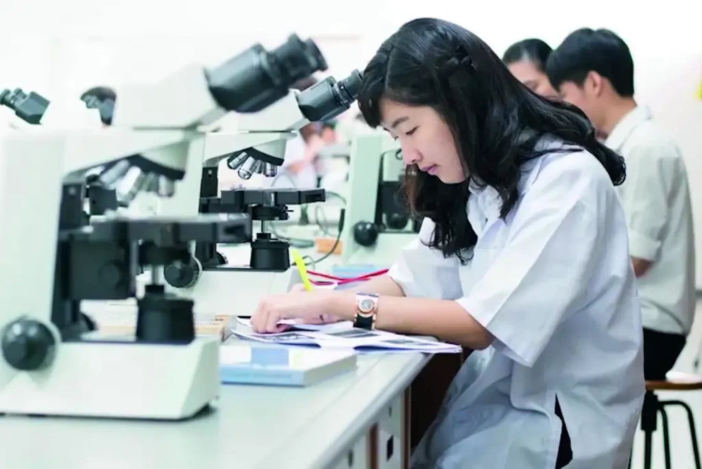 รศ.นพ.กัมมาล กุมาร ปาวา ปั้น “รพ.ธรรมศาสตร์ ศูนย์พัทยา” สู่ Digital Hospital ต้นแบบ Medical Hub เต็มรูปแบบแห่งแรกของไทย 8 7 compress 6