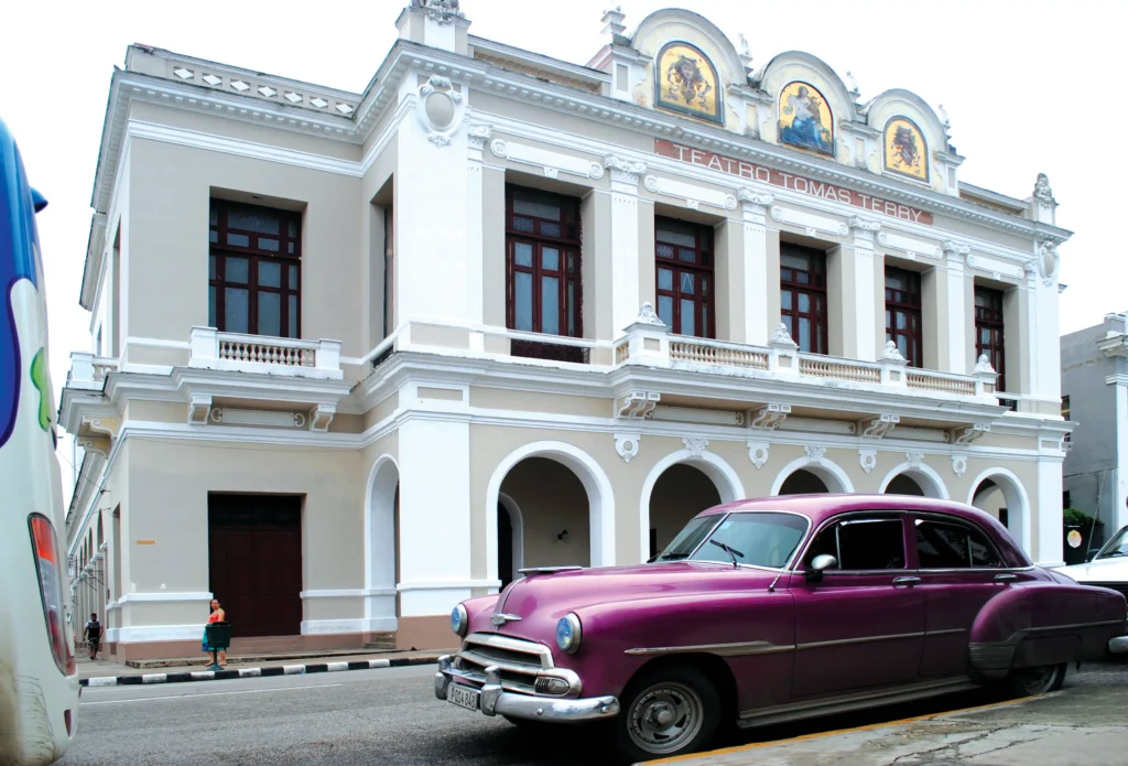 Cuba - A Symphony of Salsa, Vintage Cars and Colonial Charm ย้อนกลับยุค 50s สู่คิวบา สัมผัสเสน่ห์กลิ่นอายโคโลเนียลและสีสันแห่งวิถีถิ่น 8 8 compress 30