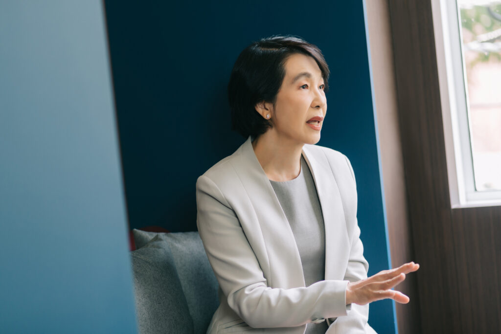 พญ.เมธินี ไหมแพง CEO หญิงแห่งโรงพยาบาลกรุงเทพ กลุ่ม 1 ขับเคลื่อนธุรกิจเฮลธ์แคร์ด้วยยุทธศาสตร์สอดรับเทรนด์โลก 2 Tisco พญ.เมธินี ไหมแพง 00021